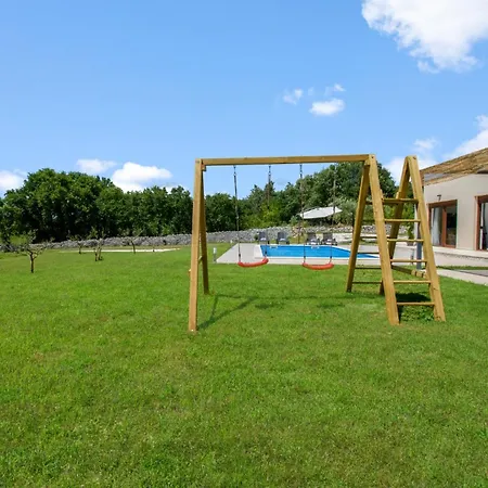 Deni - By Istrabook Villa *
