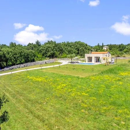 Deni וילה Maruzini